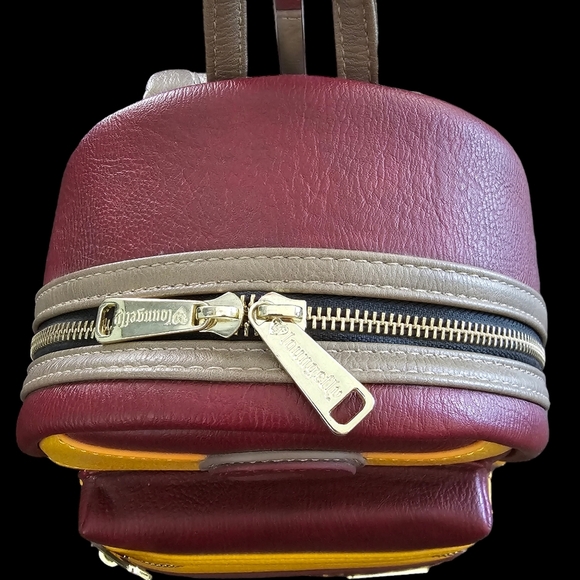 HARRY POTTER RON WEASLEY GRYFFINDOR LEATHER BACKPACK BY LOUNGEFLY - Picture 4 of 16